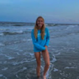 Meet your Posher, Lily